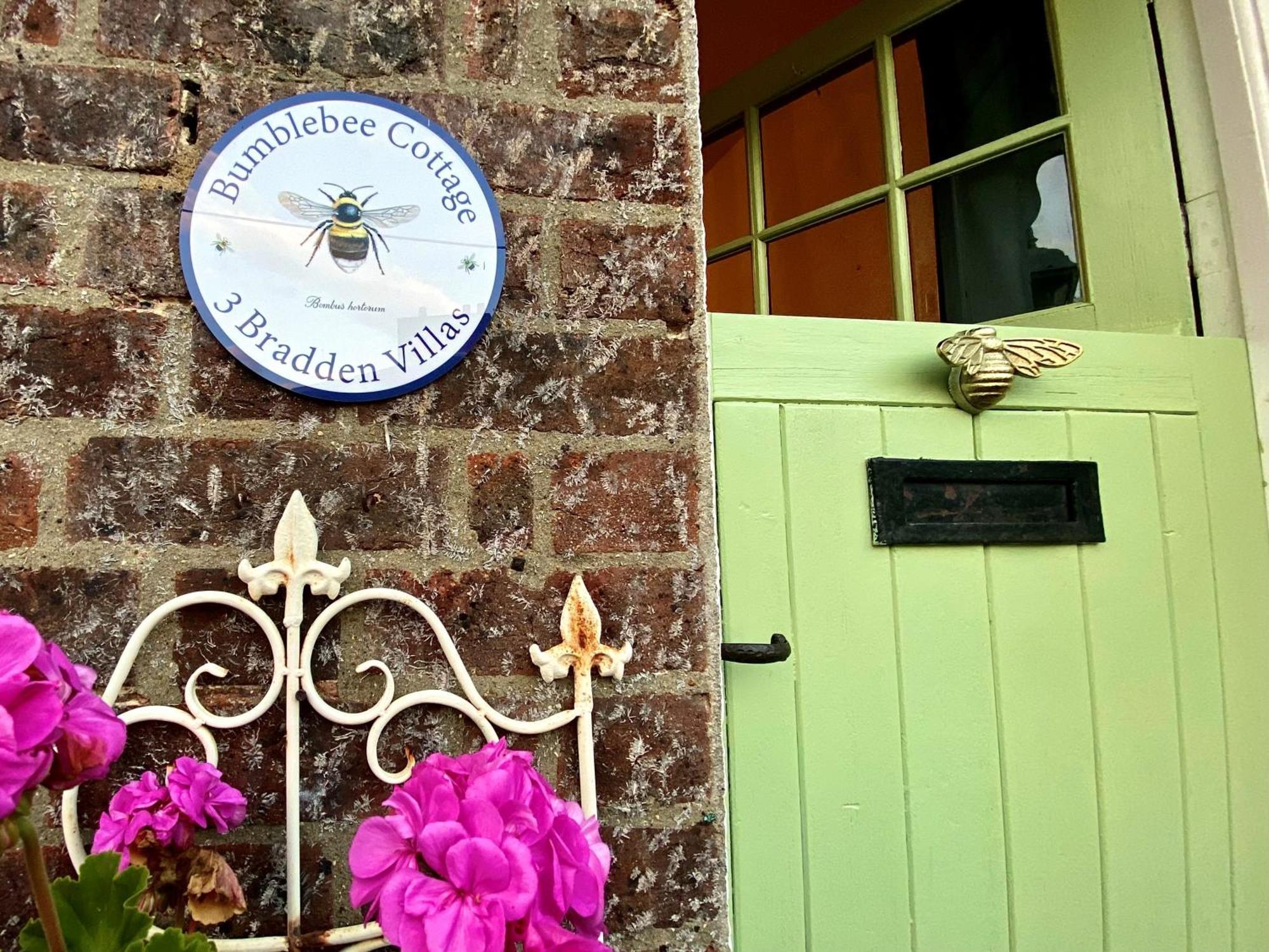 Bumblebee Cottage - Cosy Cottage In Area Of Outstanding Natural Beauty Hemel Hempstead Luaran gambar