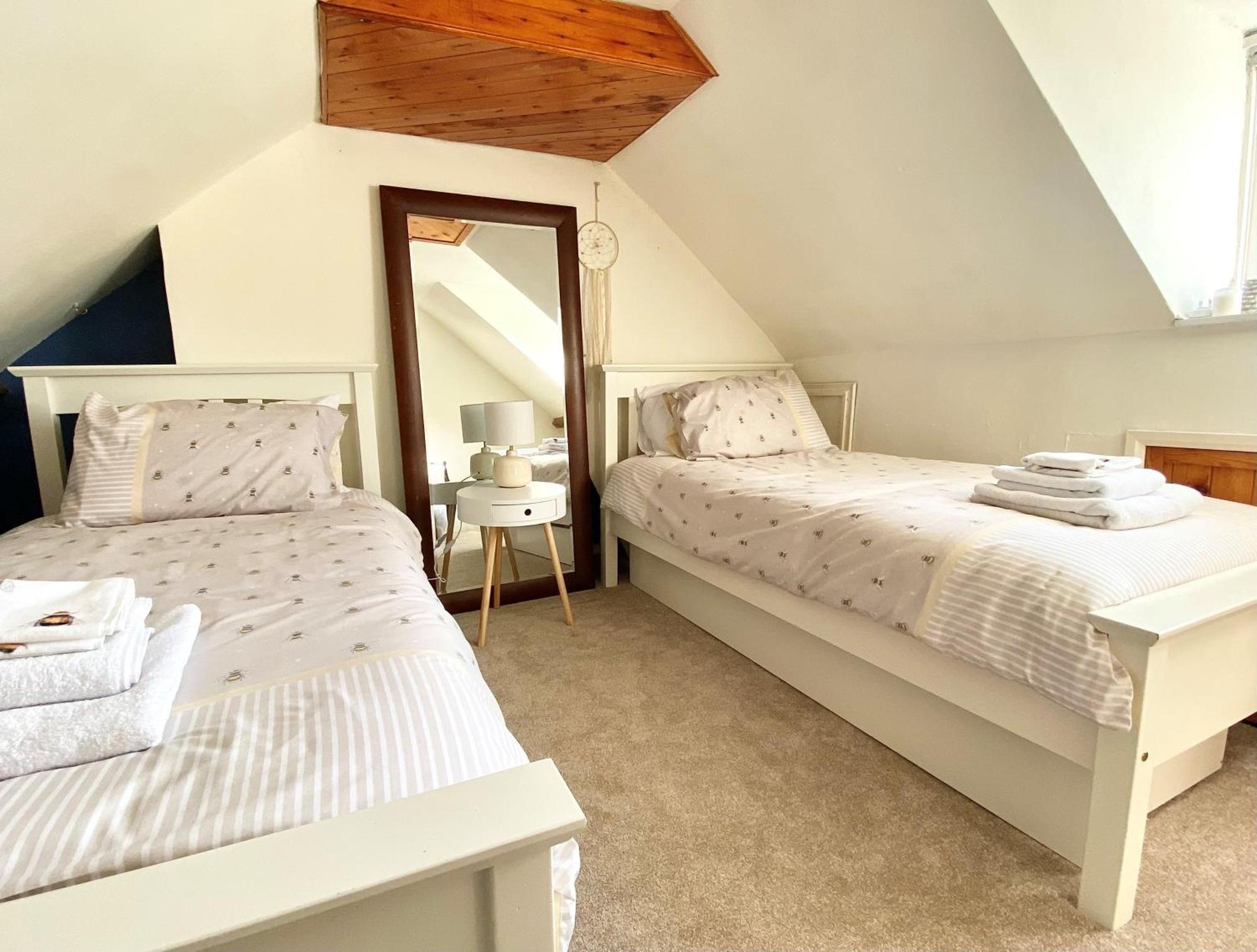 Bumblebee Cottage - Cosy Cottage In Area Of Outstanding Natural Beauty Hemel Hempstead Luaran gambar